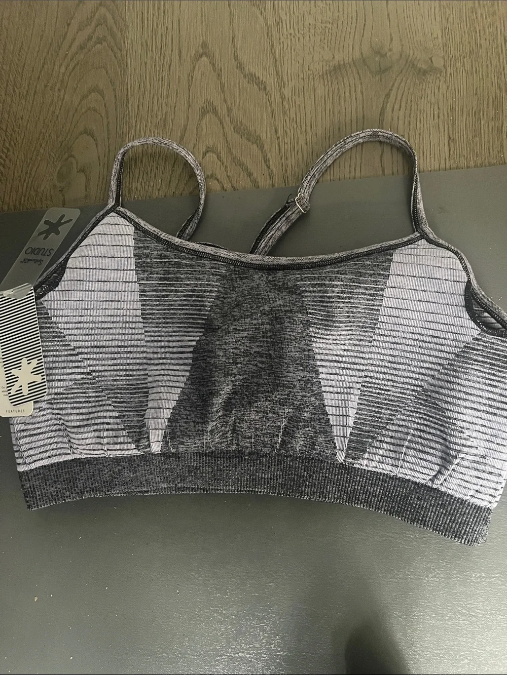 Splendid Studio Seamless Gray Athletic Sports Bra Large